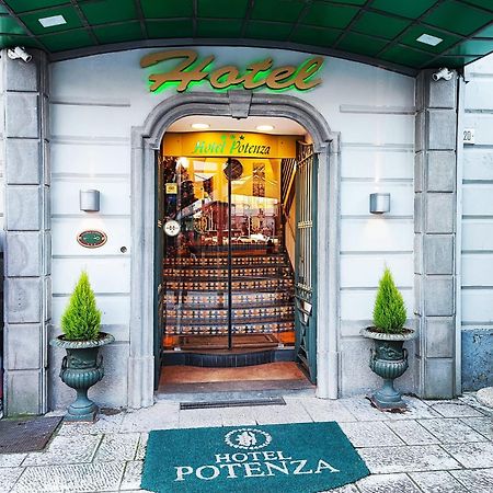 Hotel Potenza Napoli Bagian luar foto