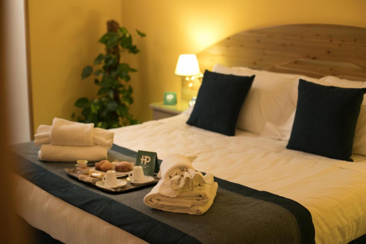 Hotel Potenza Napoli Bagian luar foto