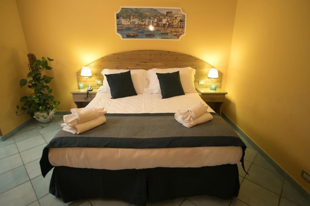 Hotel Potenza Napoli Bagian luar foto